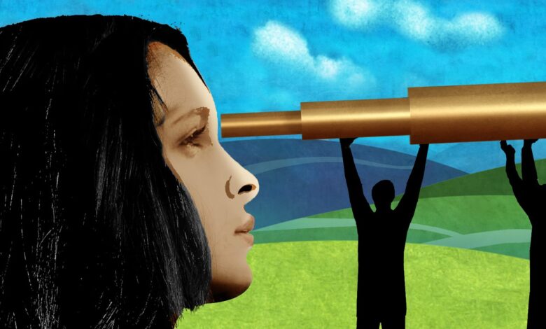 Why Male Leaders Should Mentor Women